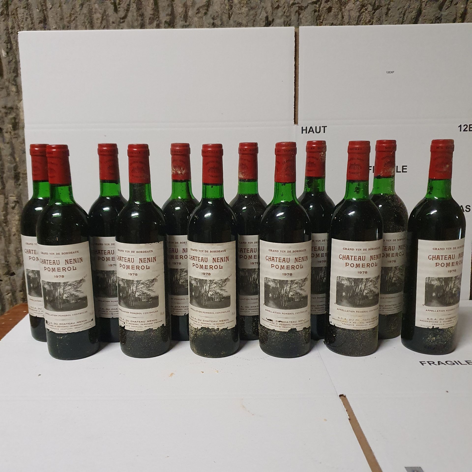 Null 12 botellas Château NENIN, Pomerol 1978 CB 3LB, 2J