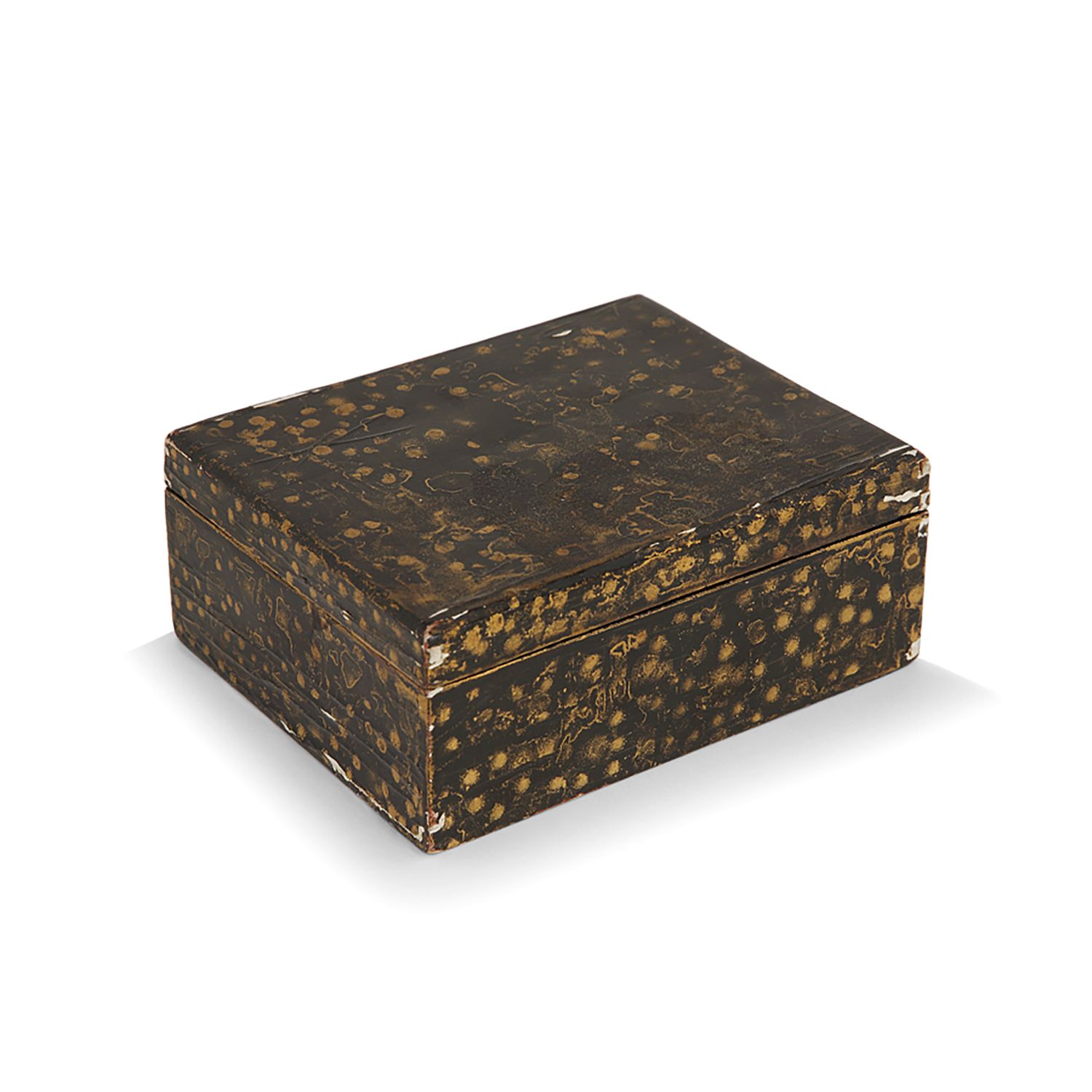 Null Gaston Suisse (1896-1988)

棕色漆面的小木盒，有金色的灯罩。签名为 "G.Suisse"。(表层损害)。

一个小盒子，金棕&hellip;