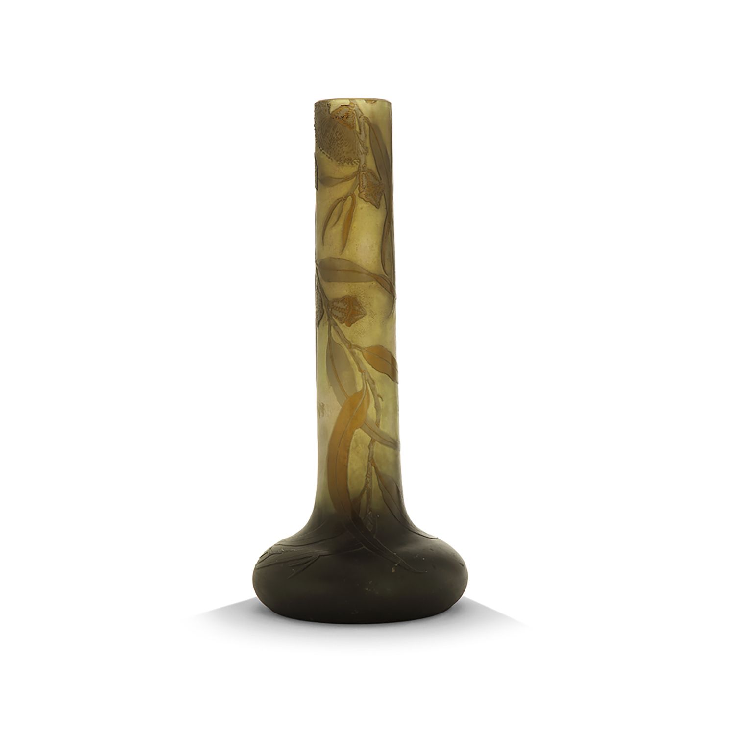 Null ÉTABLISSEMENTS GALLÉ (1904-1936)

Vase en verre multicouche brun sur fond v&hellip;
