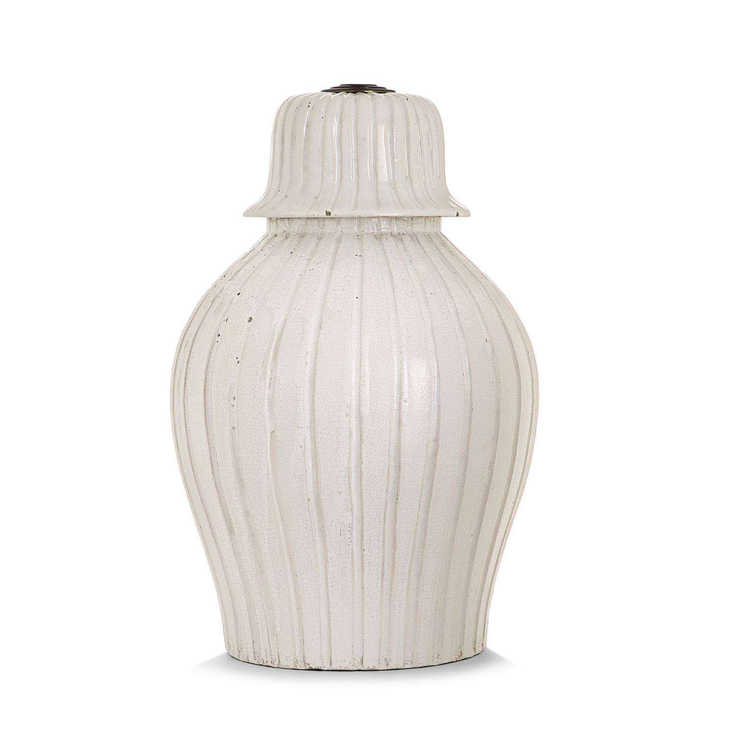 Null 马杜拉

大型有盖陶罐，约1950年，后来被安装成一盏灯，阳台体和高弧形的盖子，由大的垂直凹槽组成，有裂纹的白色珐琅。车间印章的签名。(珐琅质起泡，有&hellip;