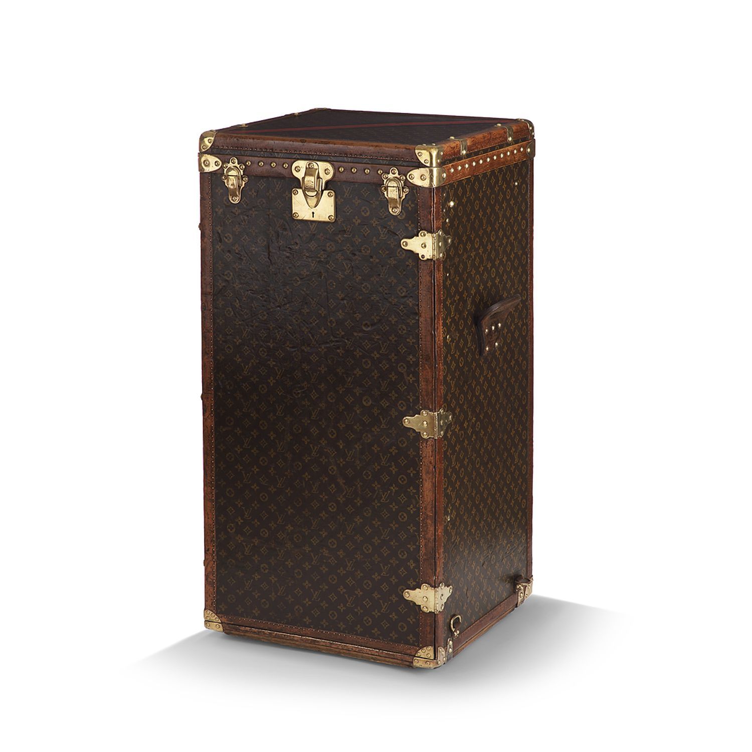 Null 
LOUIS VUITTON




Secretary's trunk for linen




Champs Elysées, lock num&hellip;