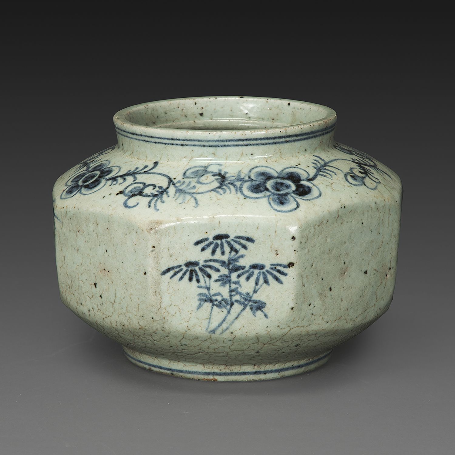 Null HEXAGONAL FACETTED POT WITH SMALL NECK
in enamelled stoneware, decorated in&hellip;