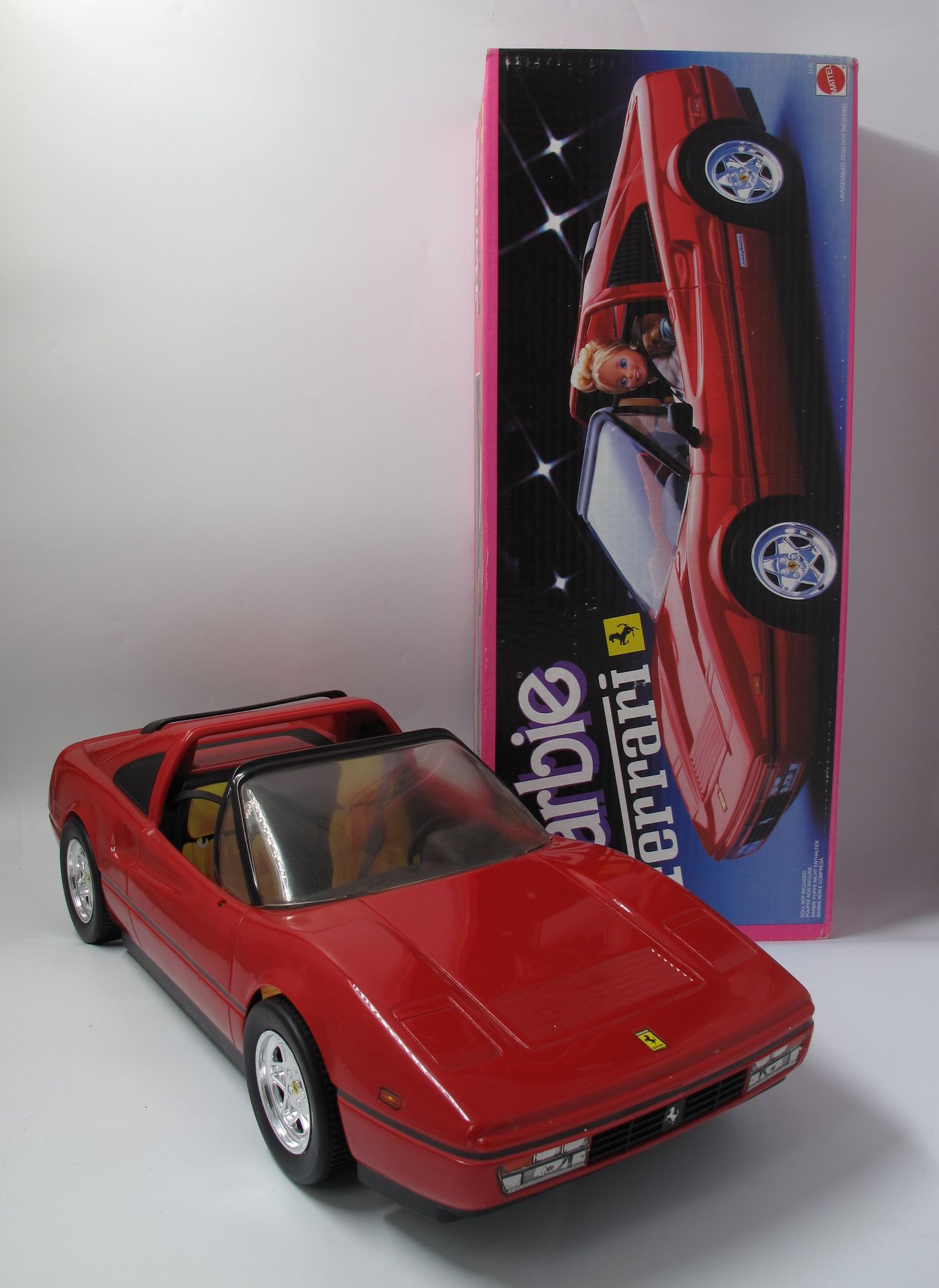 Null FERRARI/MATTEL, Voiture Ferrari Barbie Collector Voiture avec deux rétrovis&hellip;