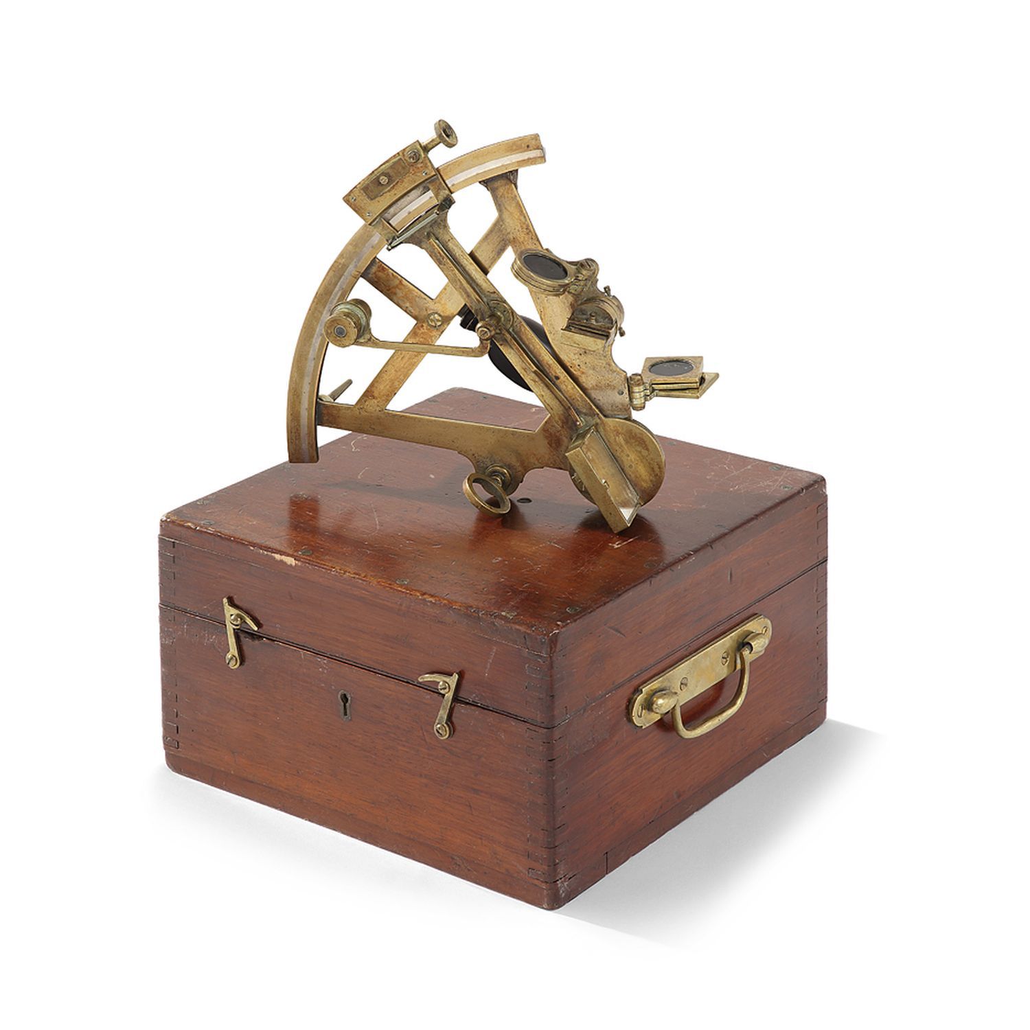 Null 黄铜六分仪与桃花心木箱，约1900年
缺少边框和所有配件 

黄铜六分仪和它的桃花心木盒子，约1900年
22 x 29 CM - 8,7 x 11,&hellip;