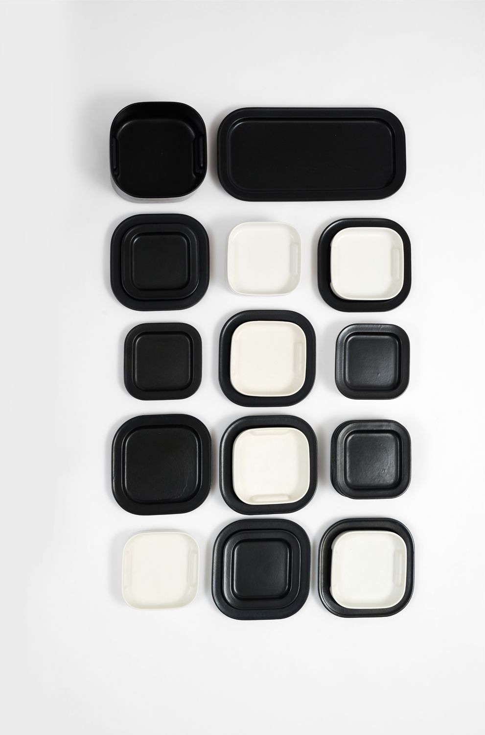 Null MAKIO HASUIKE (BORN 1938) 
Part of a "Square" dinner service in black and w&hellip;