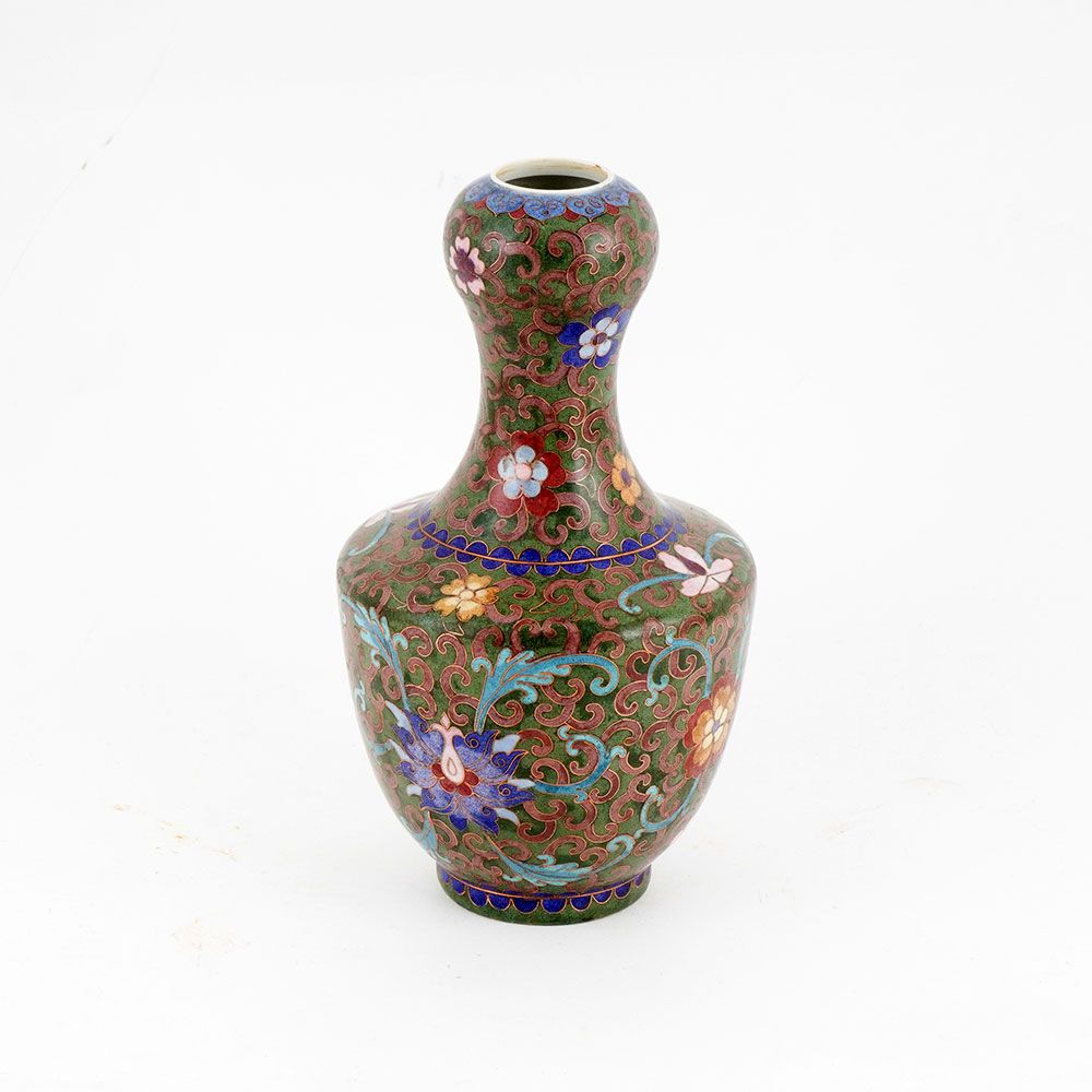 Null CHINA / CHINA

Suantouping-Vase aus Cloisonné-Porzellan, dekoriert mit Bodh&hellip;