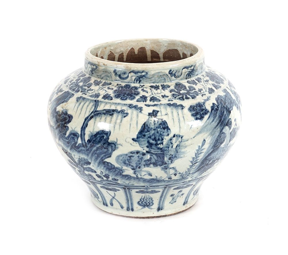 Null 中国 / 中国 

蓝白陶罐 "救援之路"。 

出处：Scheinet收藏，汉堡，德国。 

高度：28厘米或11"