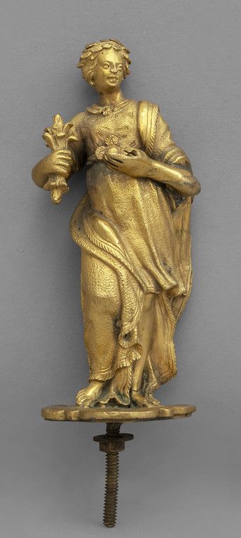 OGGETTISTICA Vestale scultura in bronzo dorato sec.XVIII
h.Cm.13