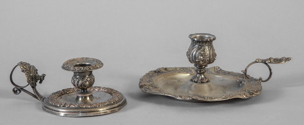 Bugia in argento finemente sbalzato, Milano inizi 19世纪初米兰的精细压花银质手镯（cm.13xh.5）和20&hellip;