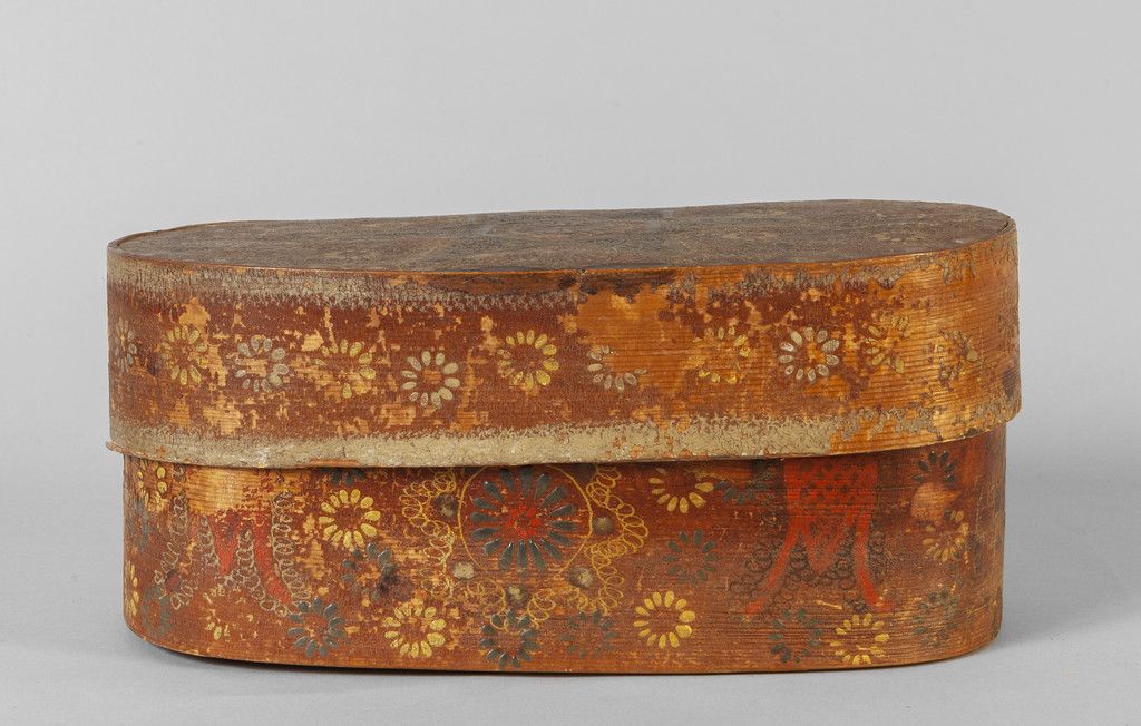 Scatola in legno laccato in policromia, Boîte en bois laqué polychrome, XVIe siè&hellip;