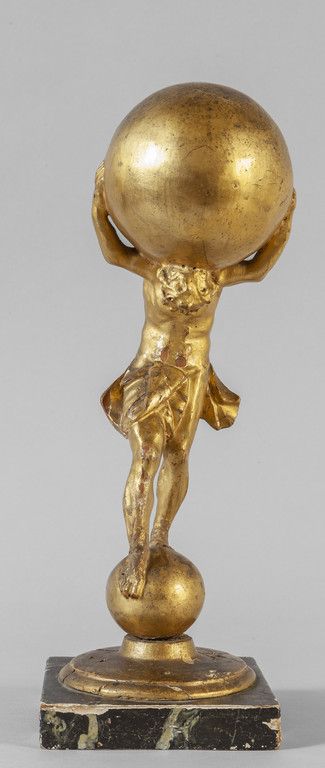 Atlante, scultura in legno intagliato e dorato, Atlas, carved and gilded wooden &hellip;