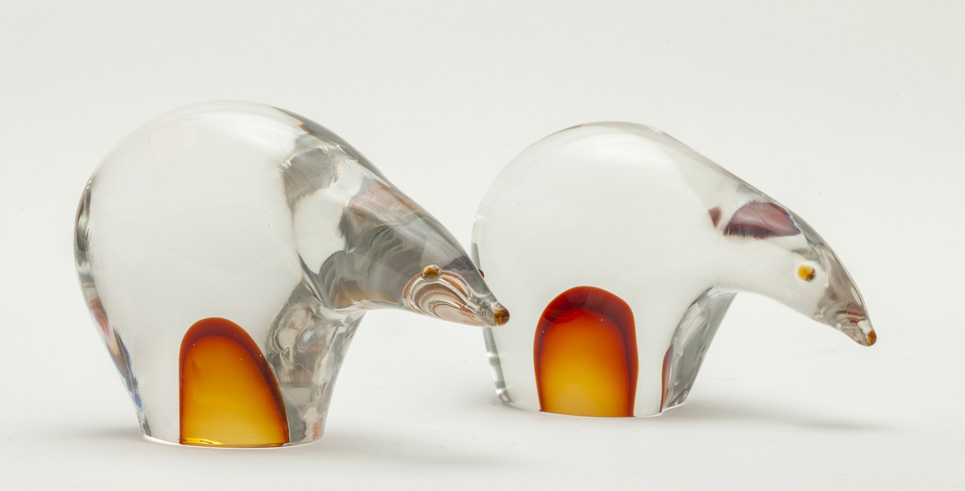 Da Ros Antonio ANTONIO DA ROS CENEDESE
A pair of submerged glass bears used as b&hellip;