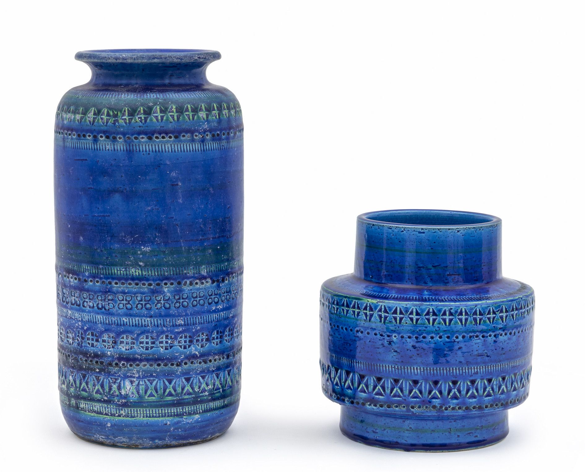 LONDI ALDO ALDO LONDI
两只花瓶执行CERAMICA FLAVIA Montelupo 20世纪60年代。
在车床上形成的陶器，用模板装饰并&hellip;