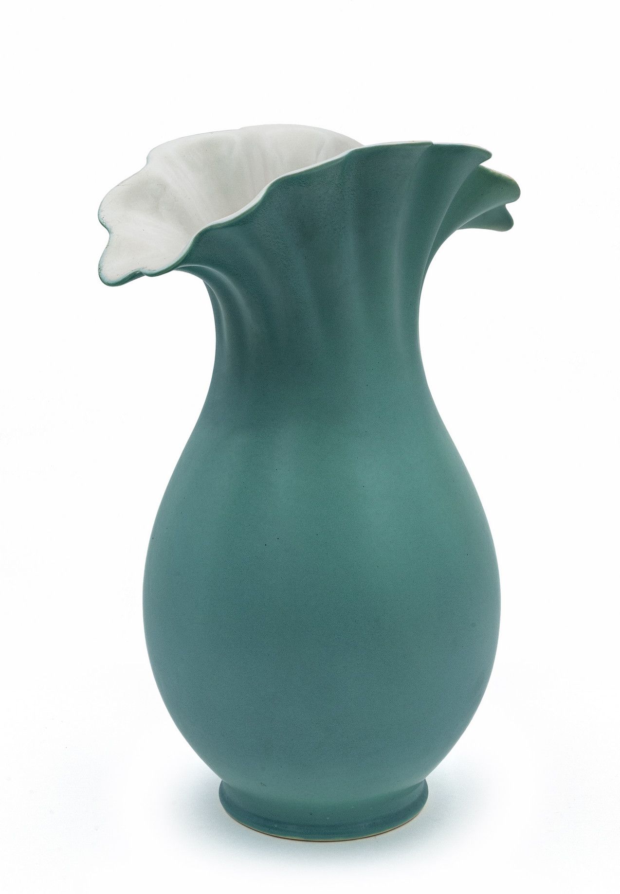 SAN CRISTOFORO RICHARD-GINORI SAN CRISTOFORO
1952年型号为'7177'的花瓶。
模压陶瓷，半哑光釉。
标有'Ri&hellip;