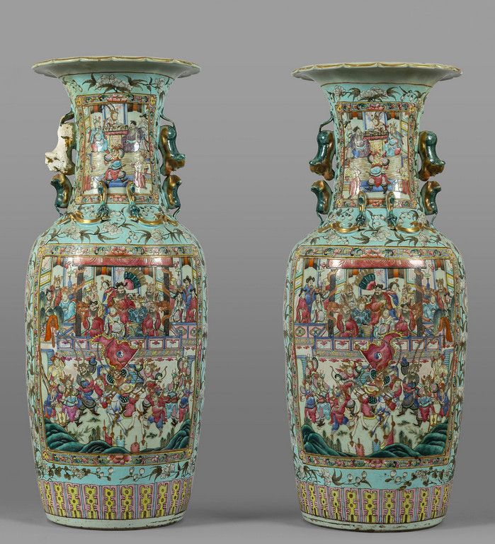 Coppia di grandi vasi cantonesi in porcellana Pair of large Rose Family porcelai&hellip;