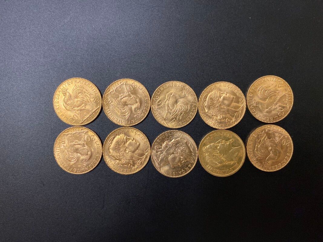 Null Dix pièces de 20 francs or - 64.56 g