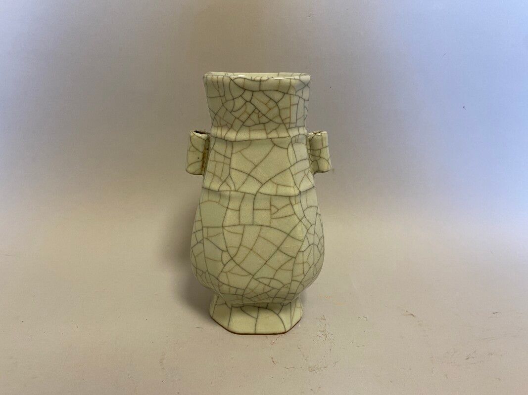 Null Chine - Vase porcelaine craquelée - H. 20.5 cm