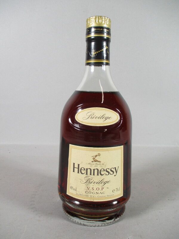 Null 1 blle HENNESSY Privilège Cognac VSOP 70cl 40°