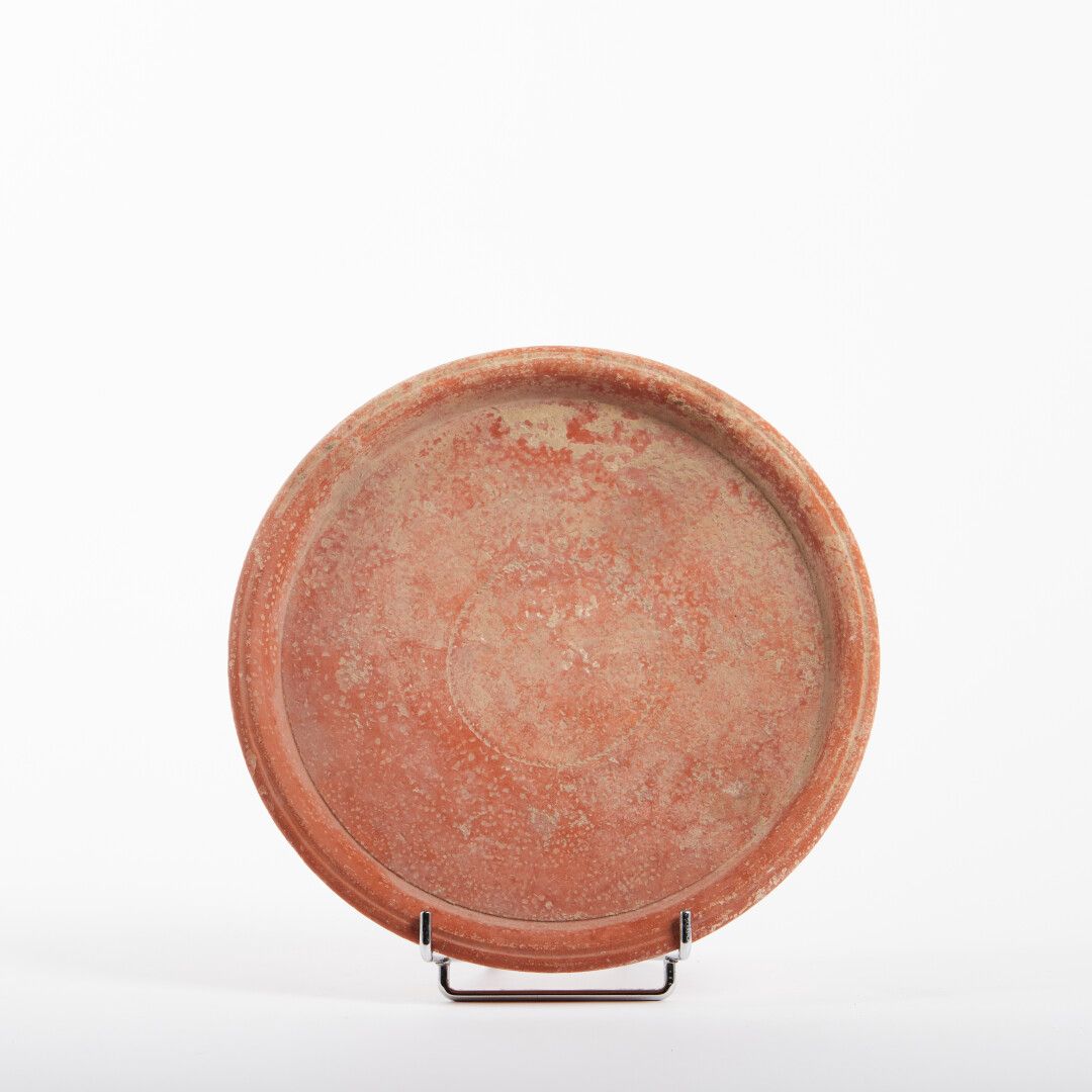 Null Red terracotta dish, red terracotta cup, red terracotta bowl with wide rim &hellip;
