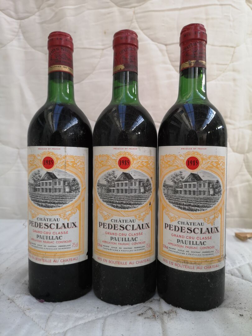 Null 3 bottles Château PEDESCLAUX - 5th Gcc Pauillac 1985 
1 level slightly low,&hellip;