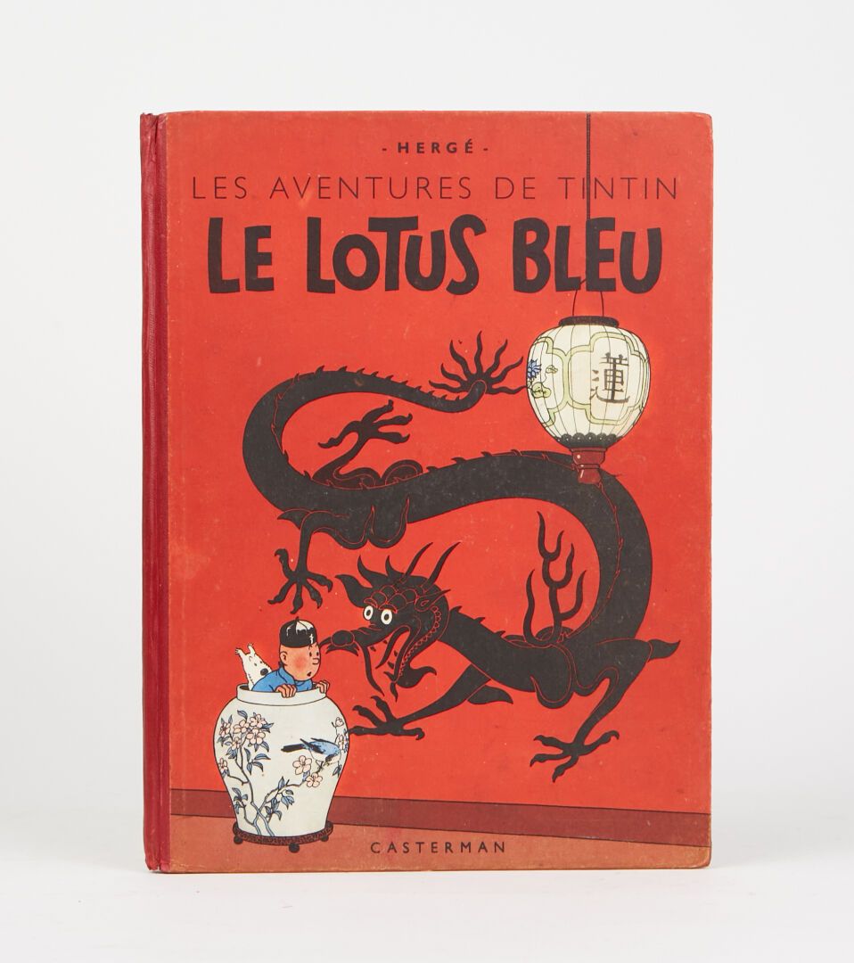 Null "Le Lotus bleu" 1946 E.O. Couleur. 
Dos rouge, 2ème plat B1. Texte en bleu &hellip;