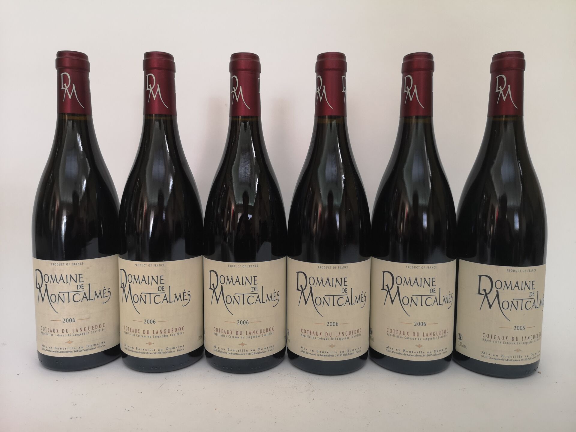 Null 6 Bottiglie Domaine de MONTCALMES - Coteaux du Languedoc
1 del 2005 e 5 del&hellip;