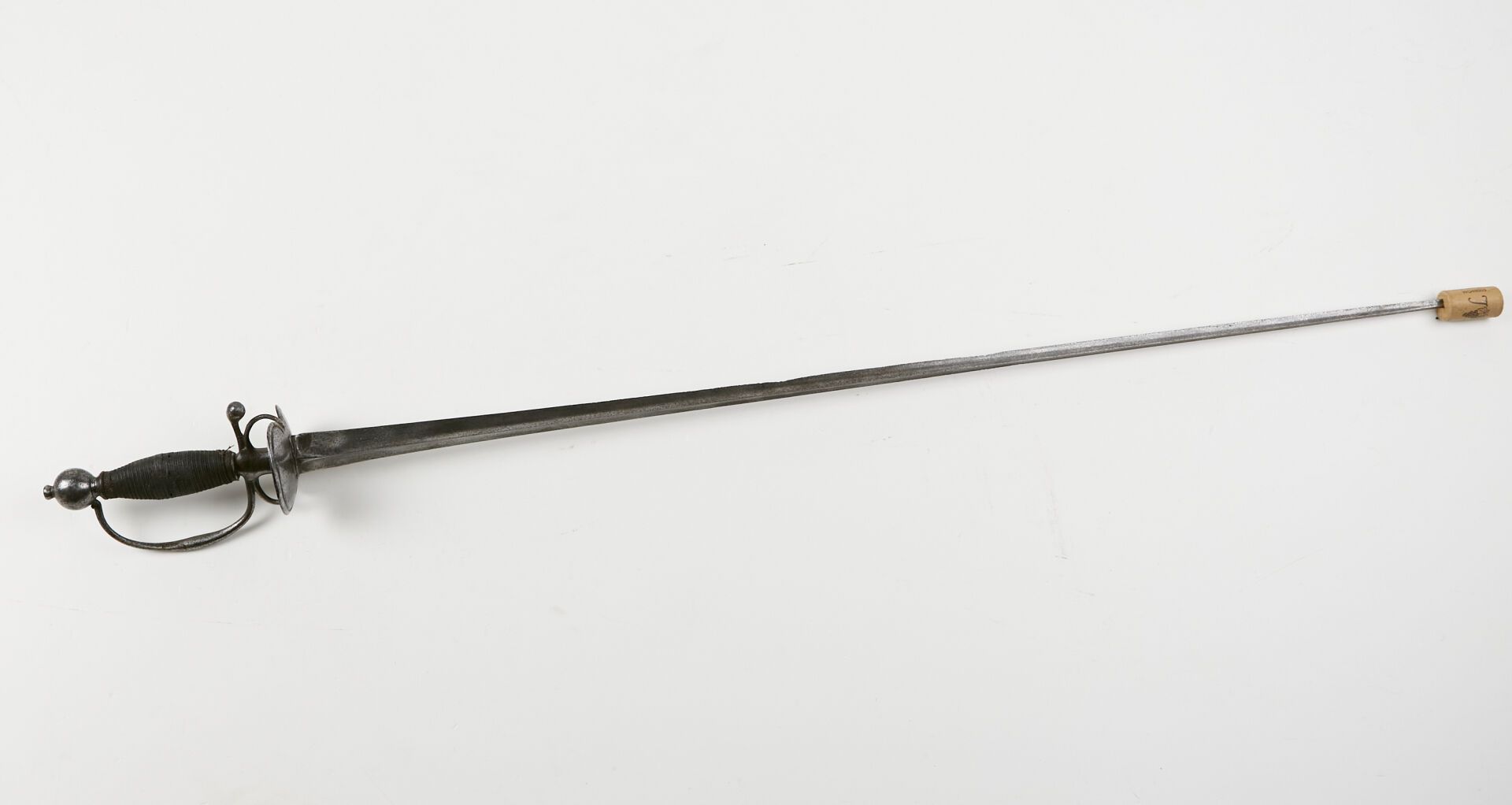Null Sergeant's sword. 
Iron frame, round pommel, single-branch guard. Bivalve s&hellip;