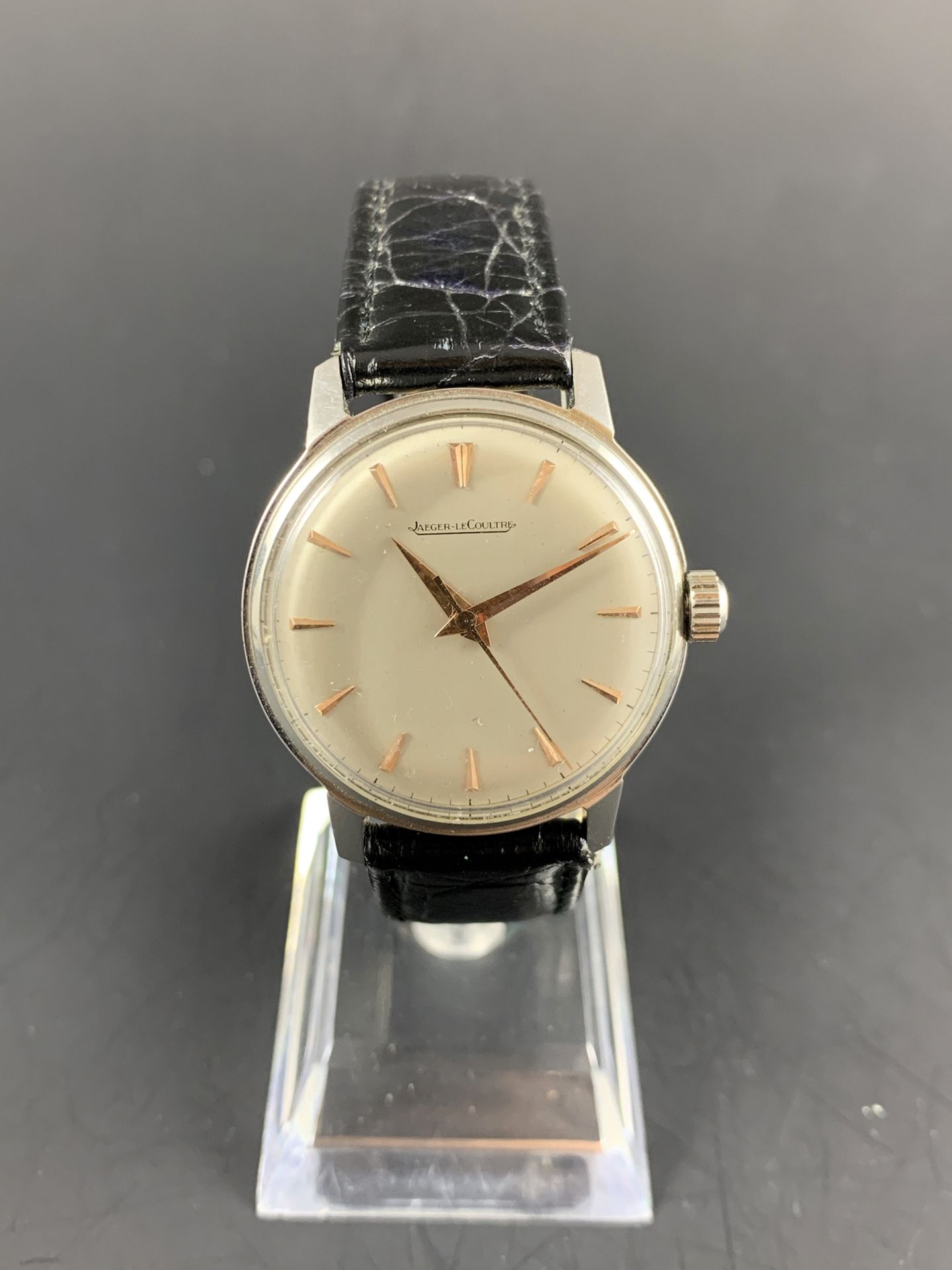 Null JAEGER-LECOULTRE CIRCA 1950. Men's model in steel. Silver dial, applied ind&hellip;