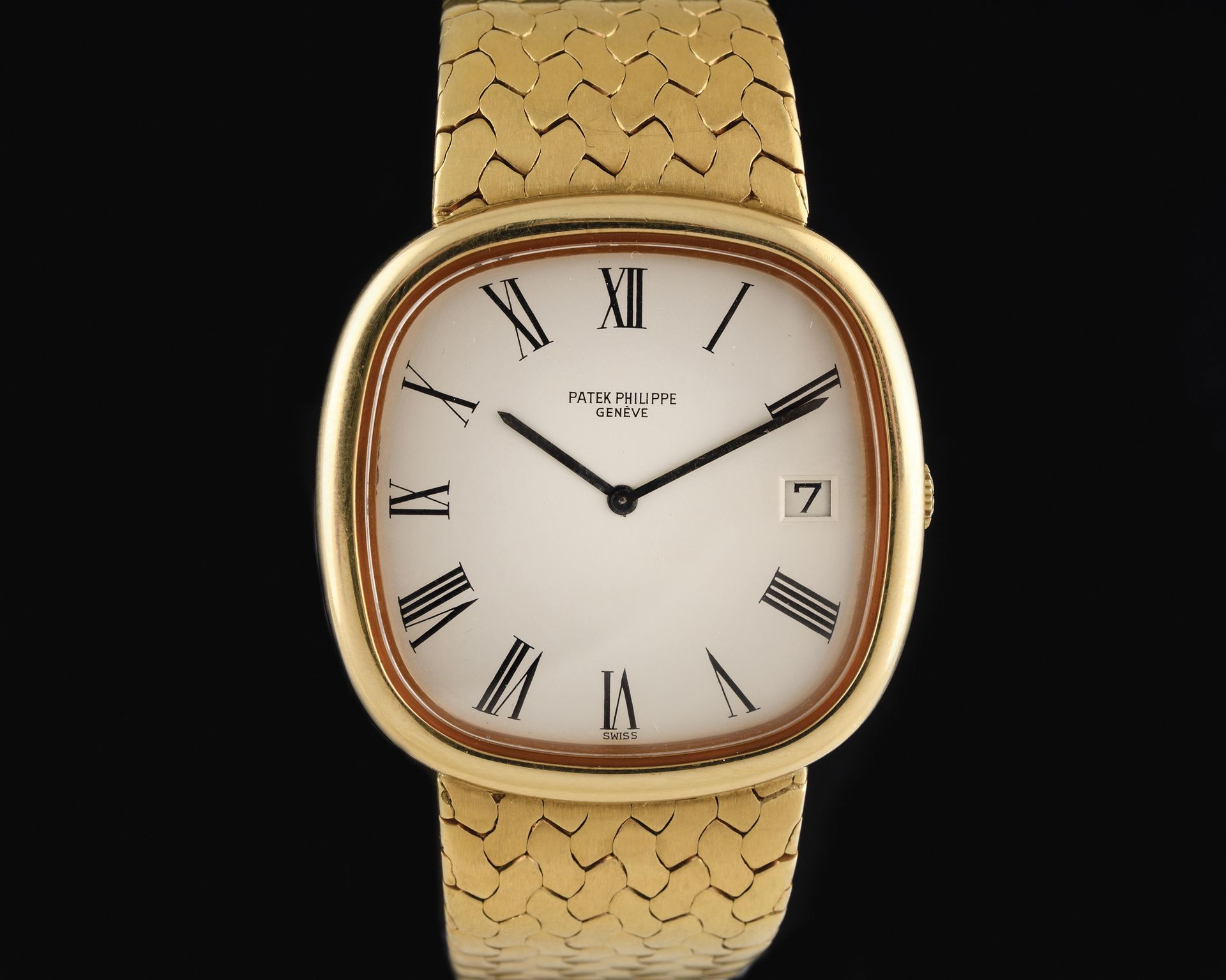 Null 
PATEK PHILIPPE Ellipse About 1980. Ref: 3604/1. N°: 2736XXX. Yellow gold 7&hellip;