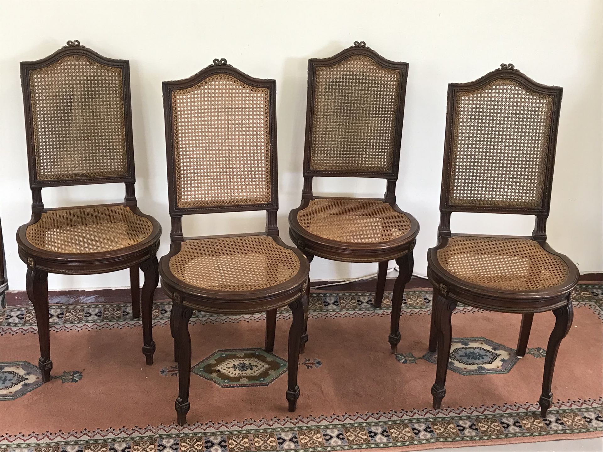 Null Suite of four CHAIRS

Louis XVI style, carved wood and gilt bronze ornament&hellip;