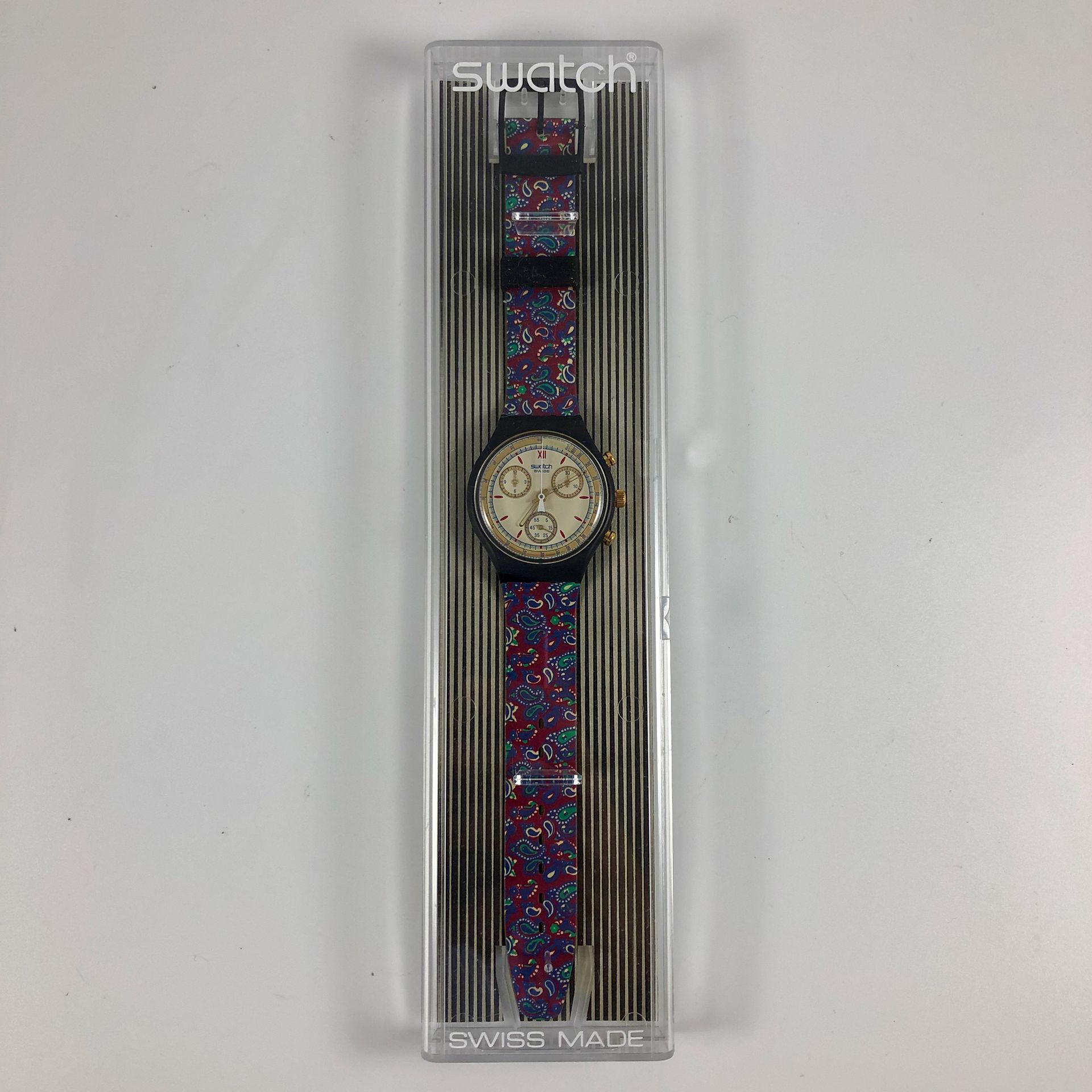 Null SWATCH

Vers 1992.

Réf: SCB108.

Montre bracelet type chronographe modèle &hellip;