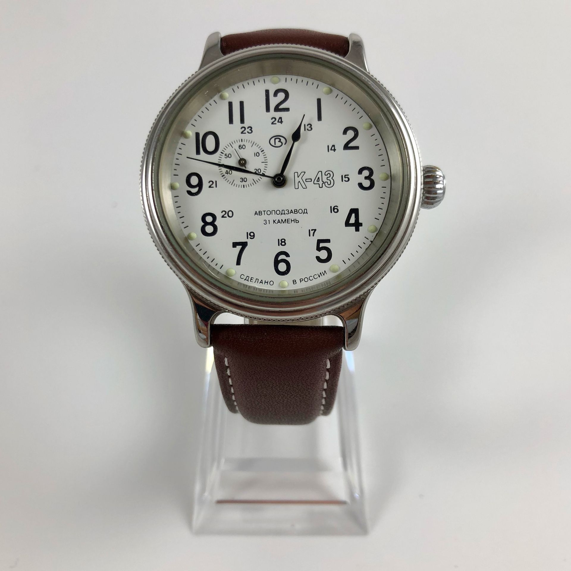 Null VOSTOK

K-43

Steel bracelet watch, round steel case, white dial, leather s&hellip;