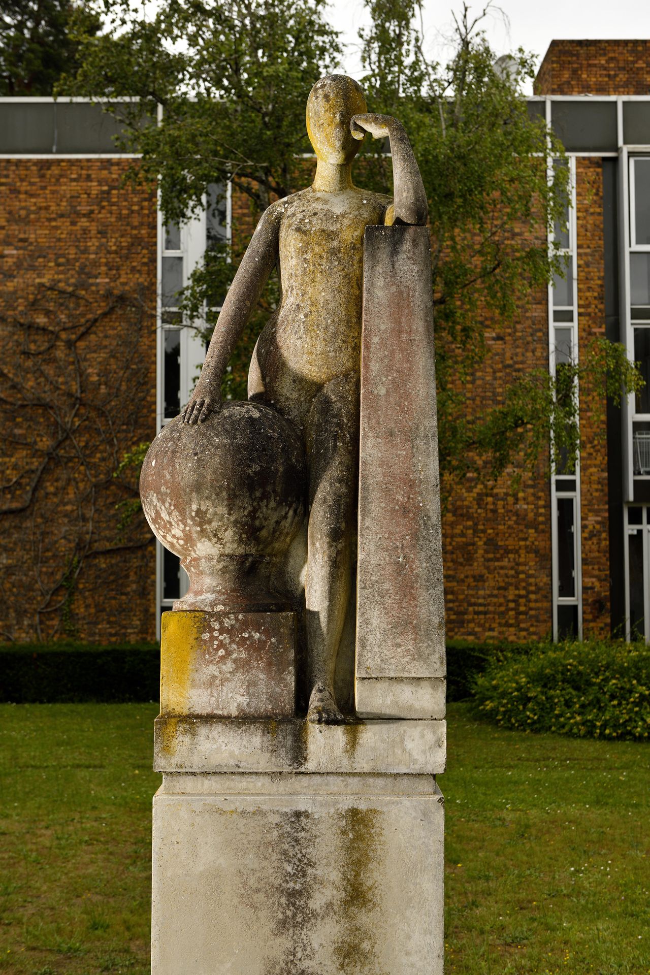 Null FRANÇOIS-XAVIER LALANNE (FRA/1927-2008) La Science (Head resting on the lef&hellip;