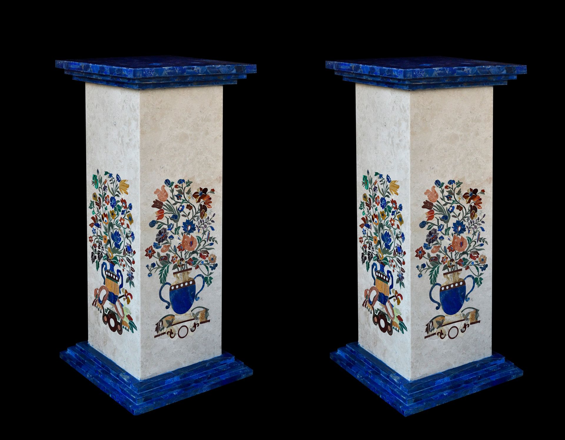 Null Important PAIR OF SELETTES in marble inlaid with hard stones, lapis lazuli,&hellip;