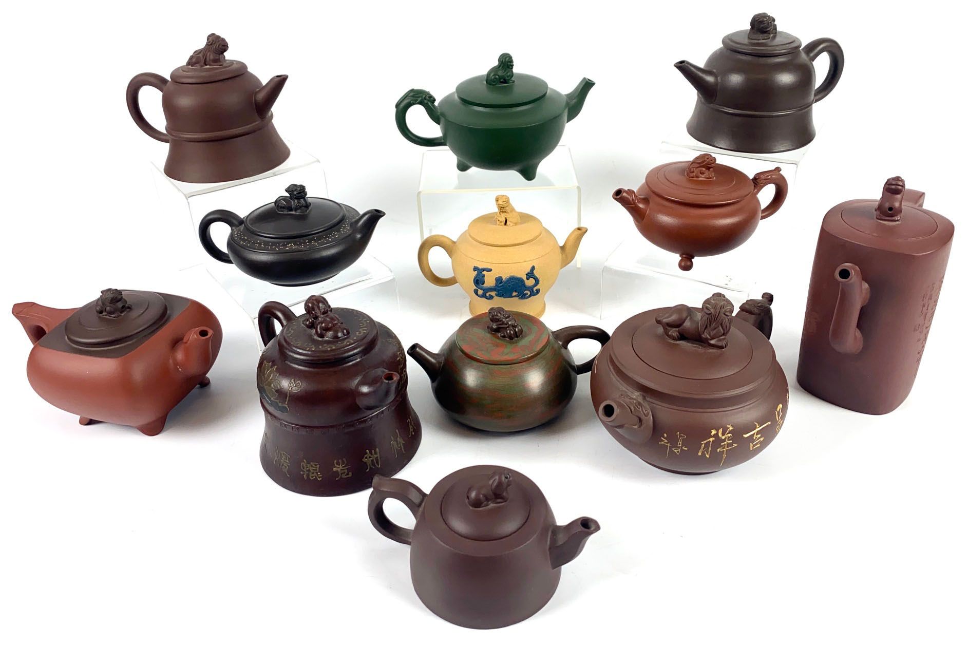 Null CHINA Collection of 12 Yixing stoneware teapots 20th century Height : 4 to &hellip;