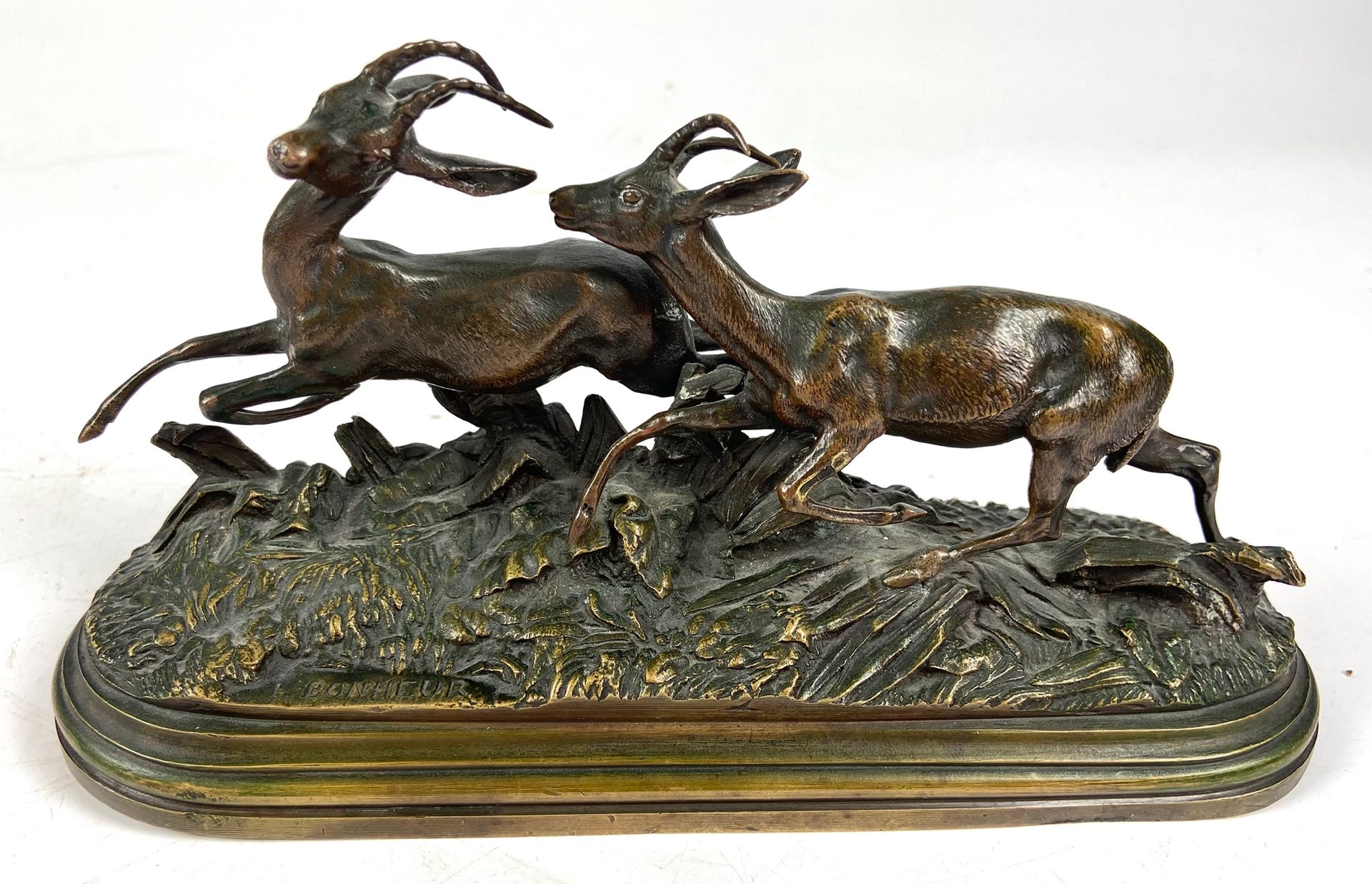 Null Isidore BONHEUR (1827-1901) 在一群鹿之后 青铜器上签名 11 x 23 x 8 cm