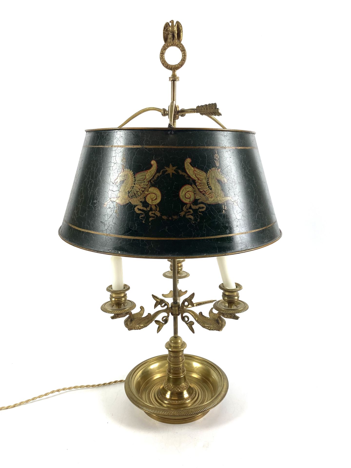 Null 镀金黄铜三臂蜡烛灯，带天鹅颈装饰，帝国风格 高：62厘米
