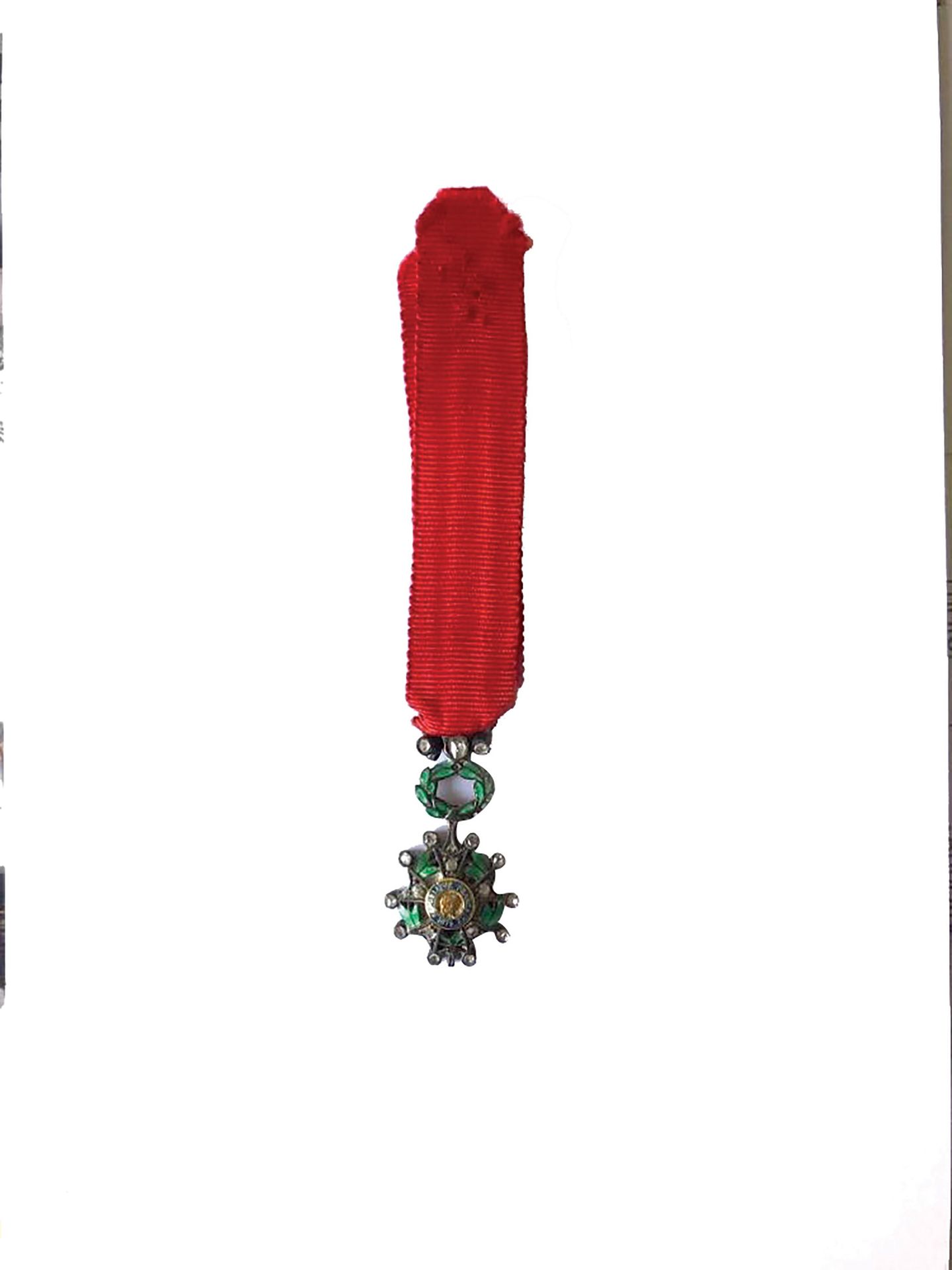 Null 法国荣誉军团勋章，成立于1802年。 微型骑士，豪华模型，银制，vermeil和珐琅，装饰有小钻石。 丝带。 在克雷特利的案件中。