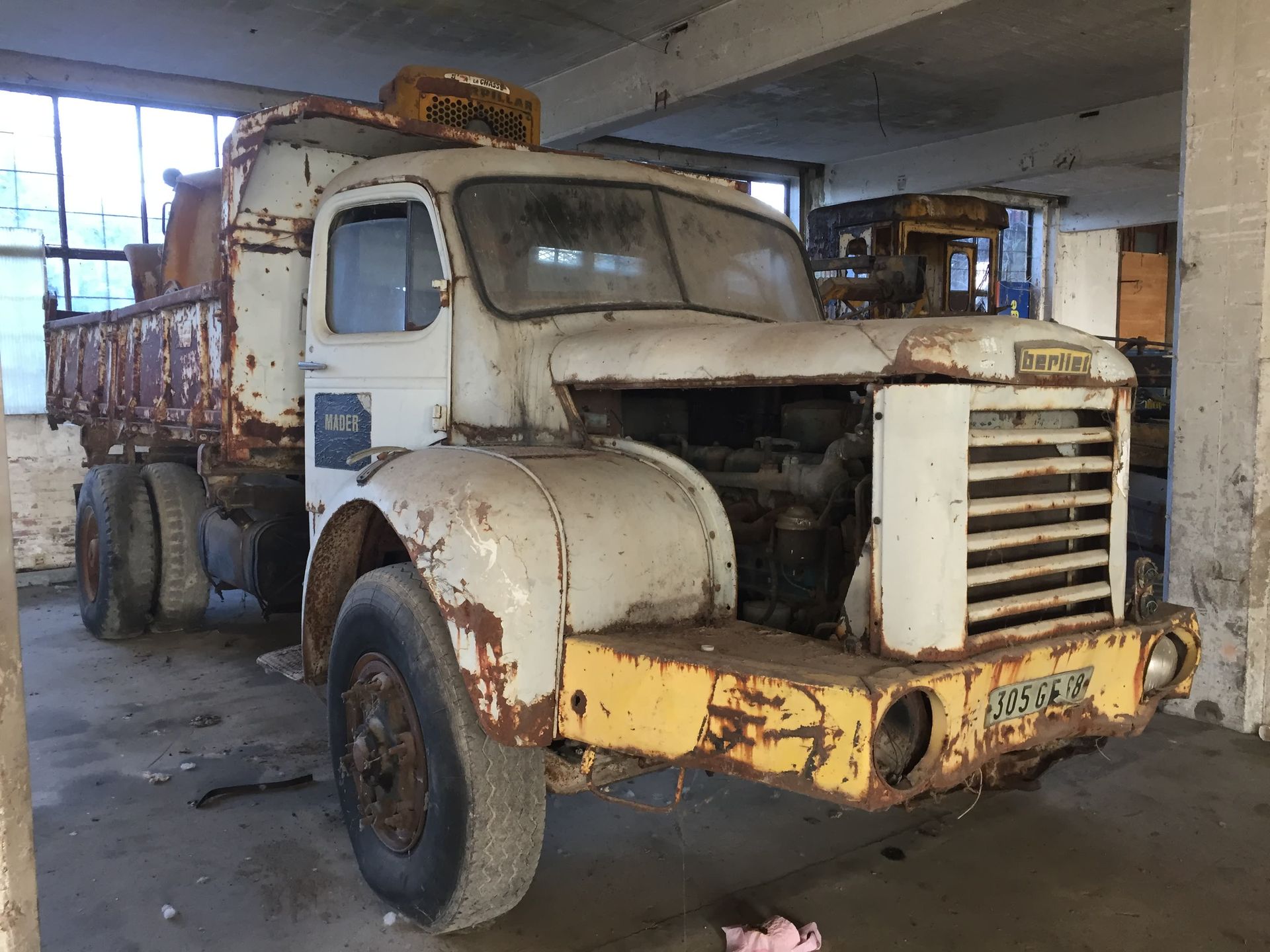 Camion Berliet GLM 10M2 Serial number: MS1132

to be registered as a collection
&hellip;