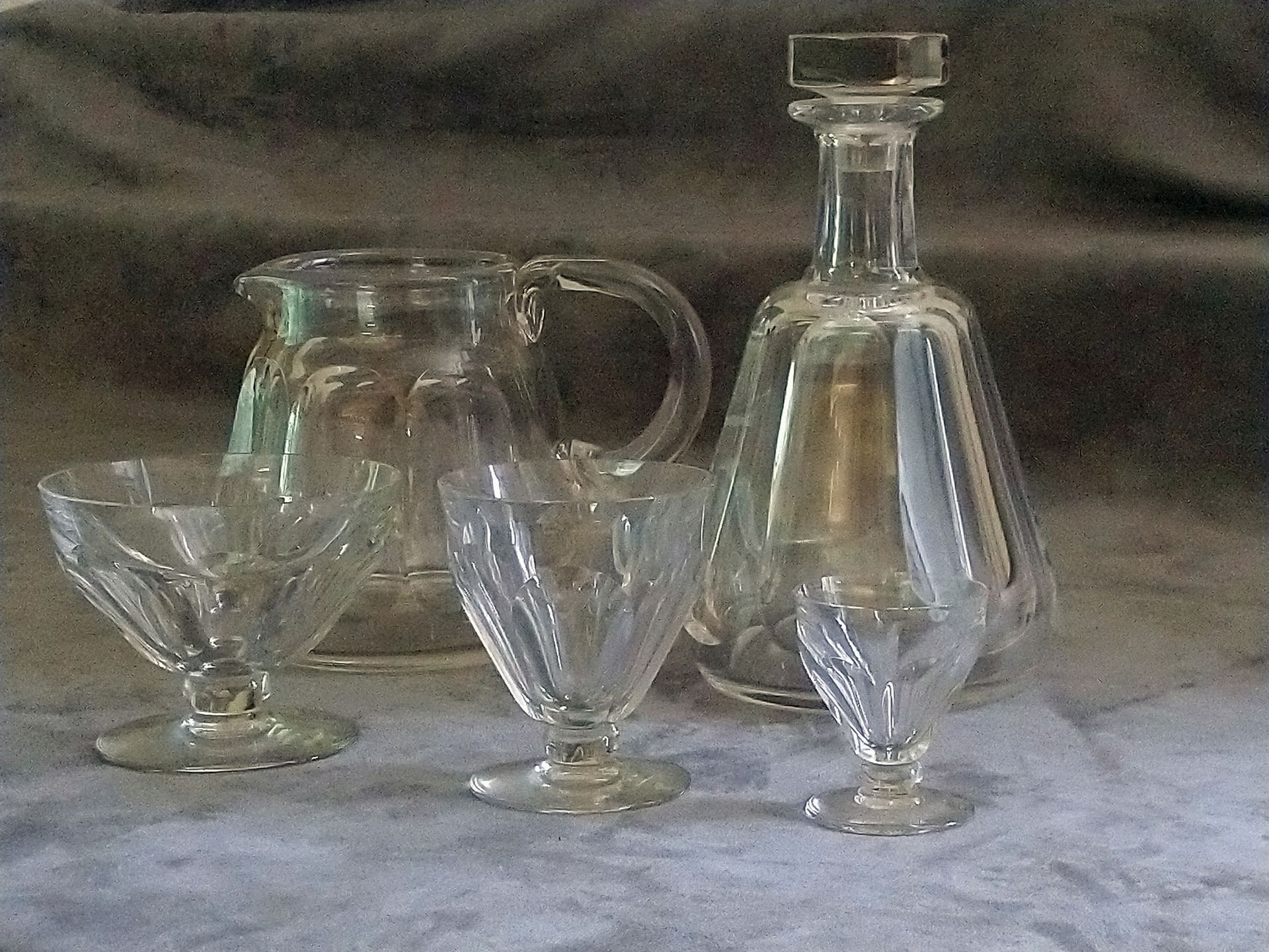 Null BACCARAT Service de verres en cristal Baccarat, modèle Talleyrand, comprena&hellip;