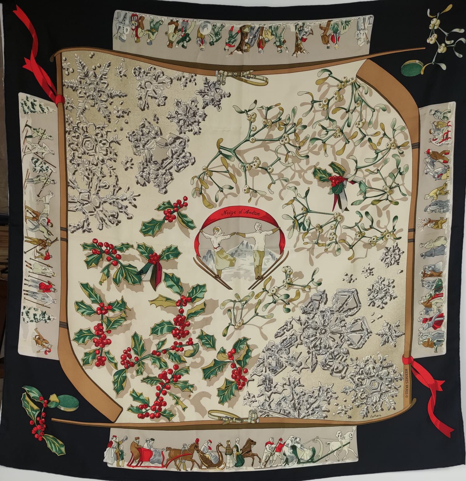 Null HERMES Silk scarf "neige d'antan". (some stains and thread pulled)