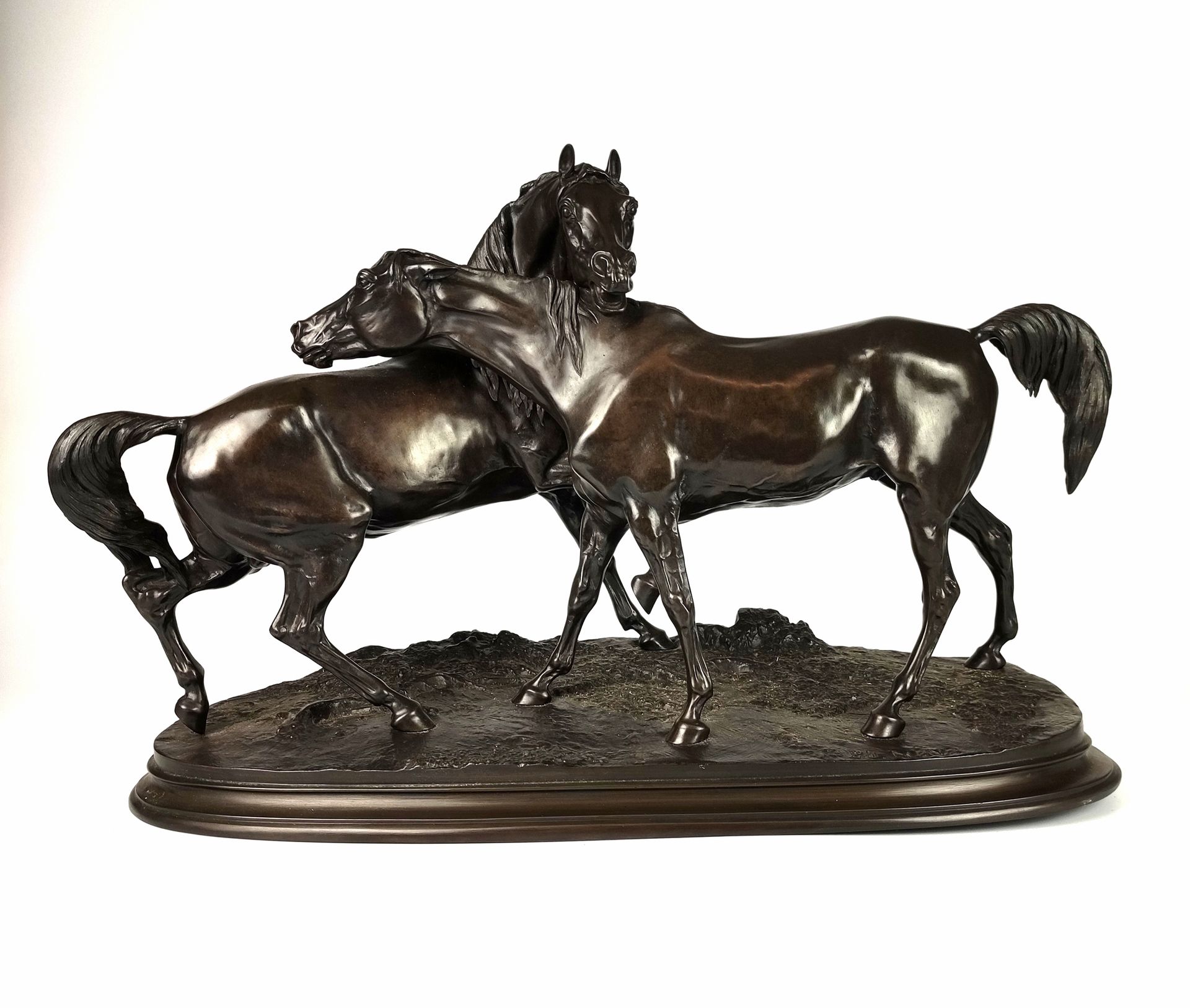 Null Pierre-Jules MENE (1810-1879) (d'après) L'Accolade Bronze à patine noire 33&hellip;