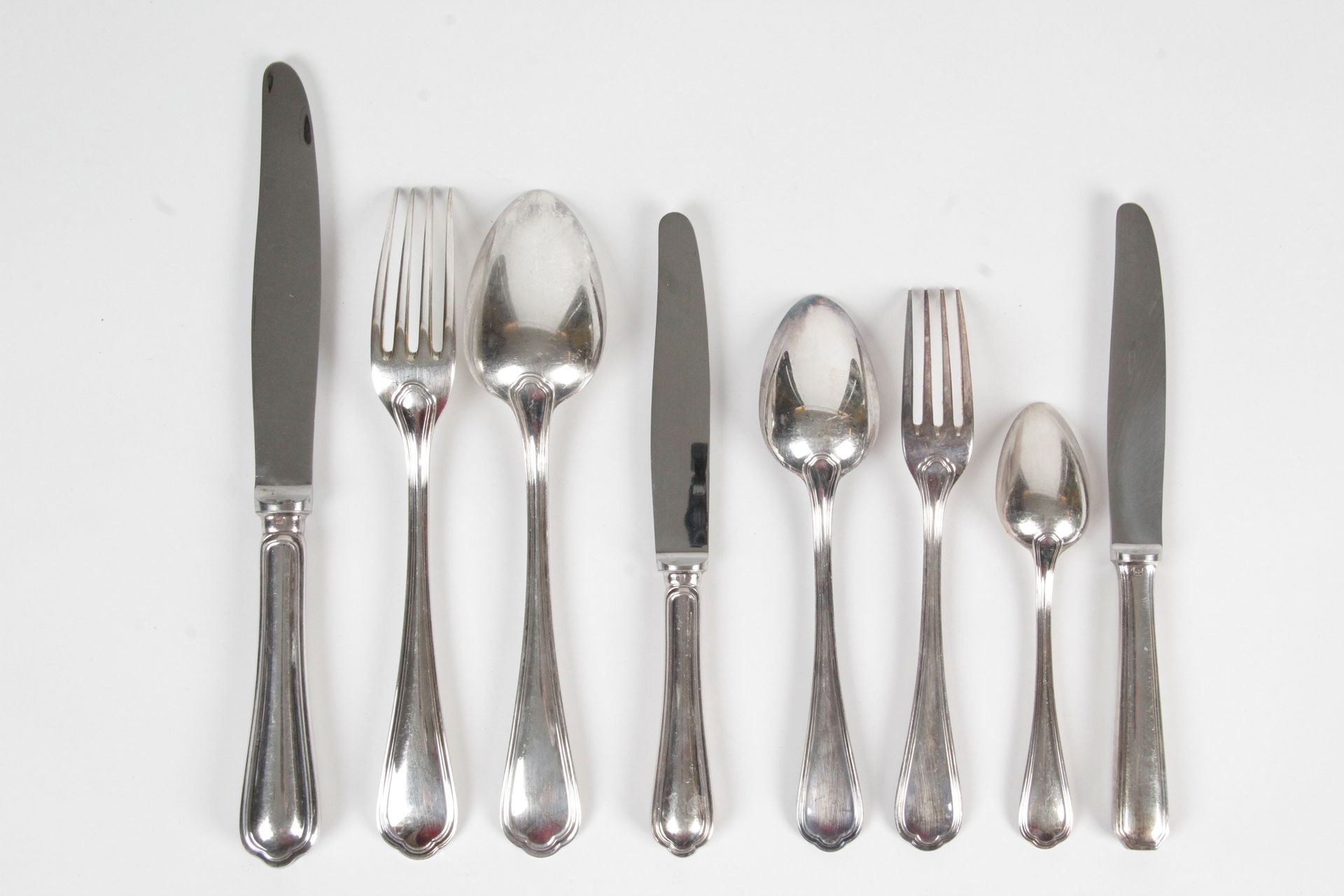 Null CHRISTOFLE, silver plated metal : - Tableware : five spoons and twelve fork&hellip;