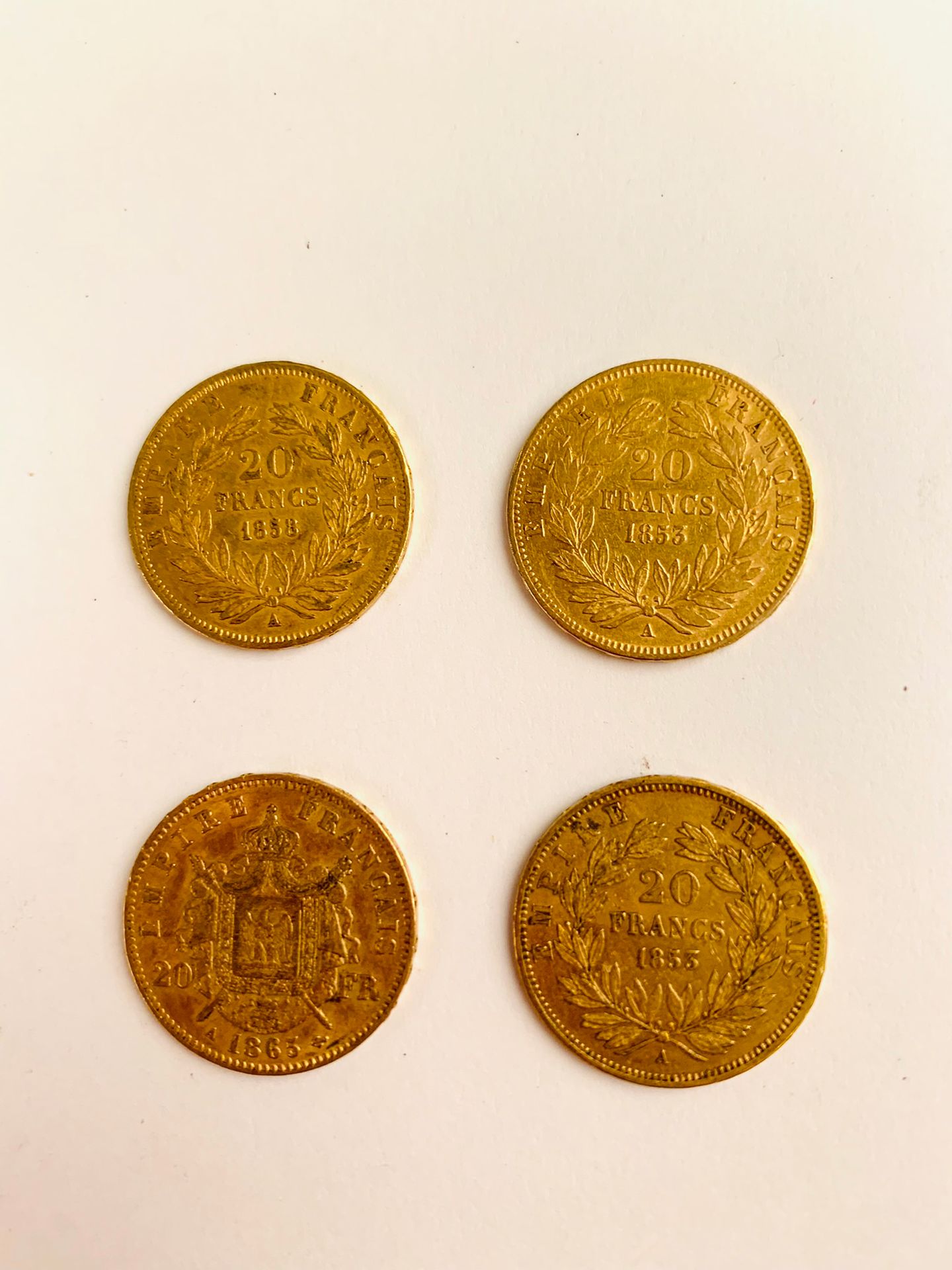 Null 4枚20弗拉的黄金，拿破仑三世，三个侧面朝向右边，光头，巴黎1853 - 1853 - 1858和一个侧面朝向右边，桂冠头，巴黎1865。重量：25.&hellip;