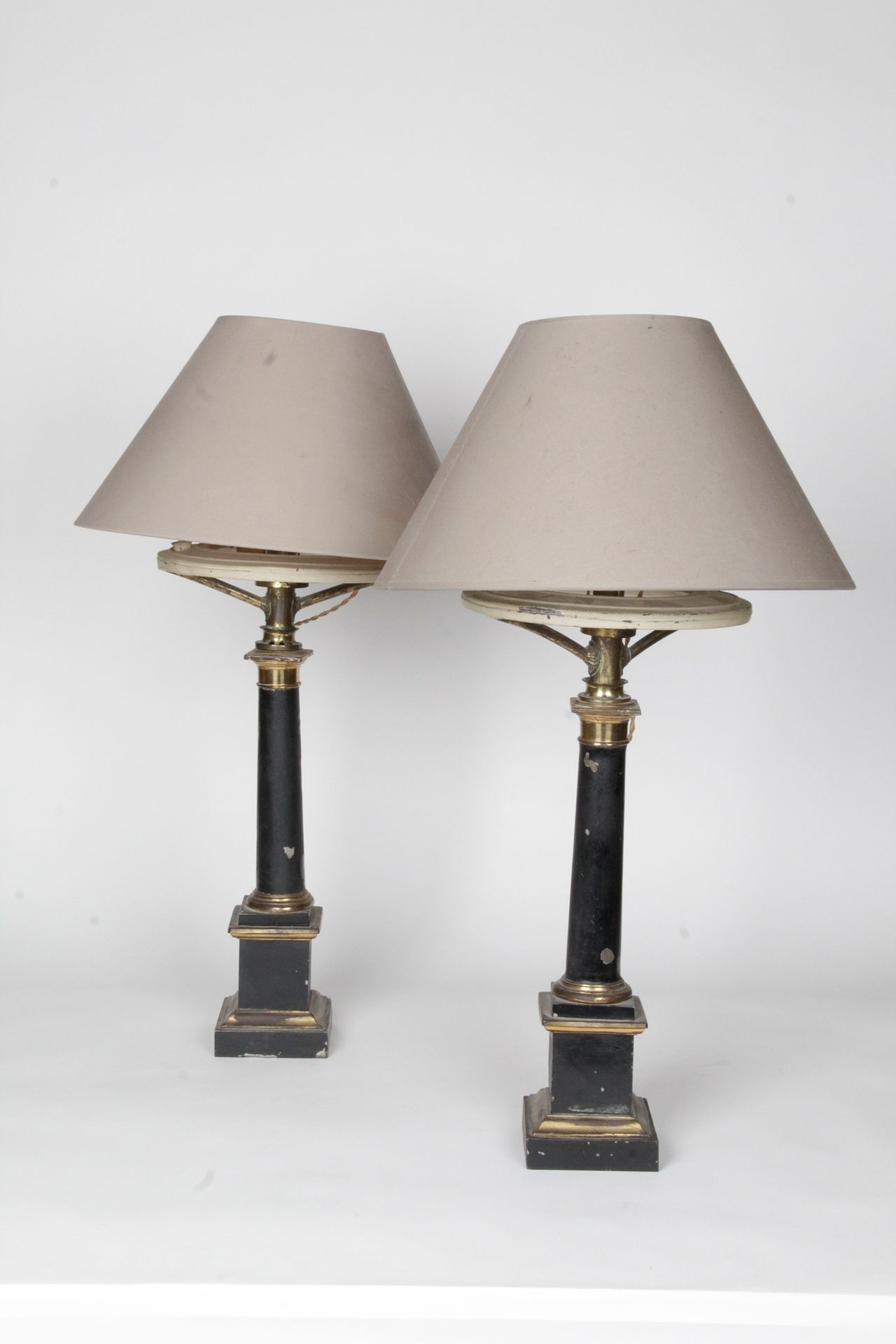 Null Pair of black lacquered and gilded sheet metal QUINQUET LAMPS, shaft with c&hellip;