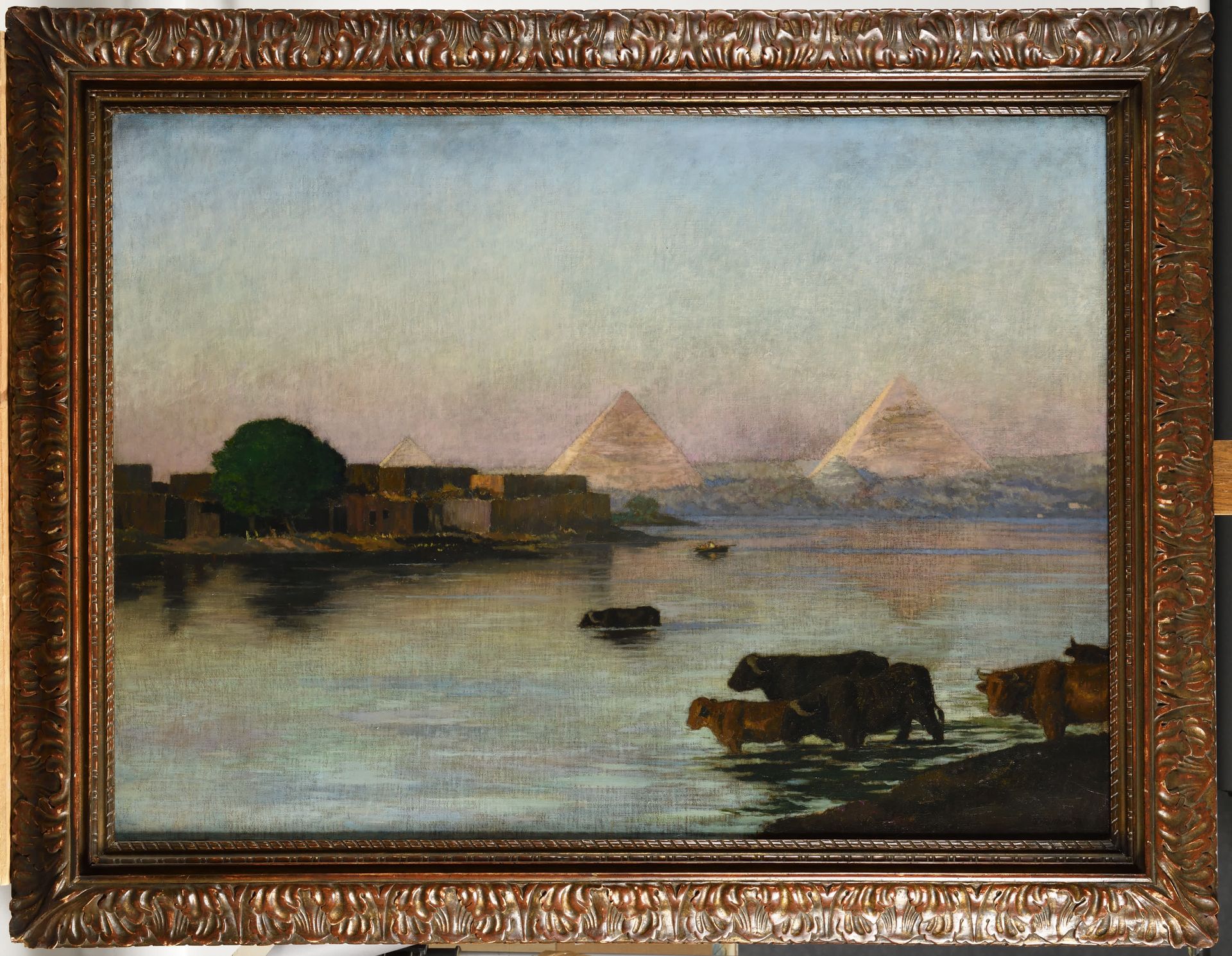 Null RENE MENARD (1861-1930) Les Pyramides au Soleil levant Olio su tela firmato&hellip;