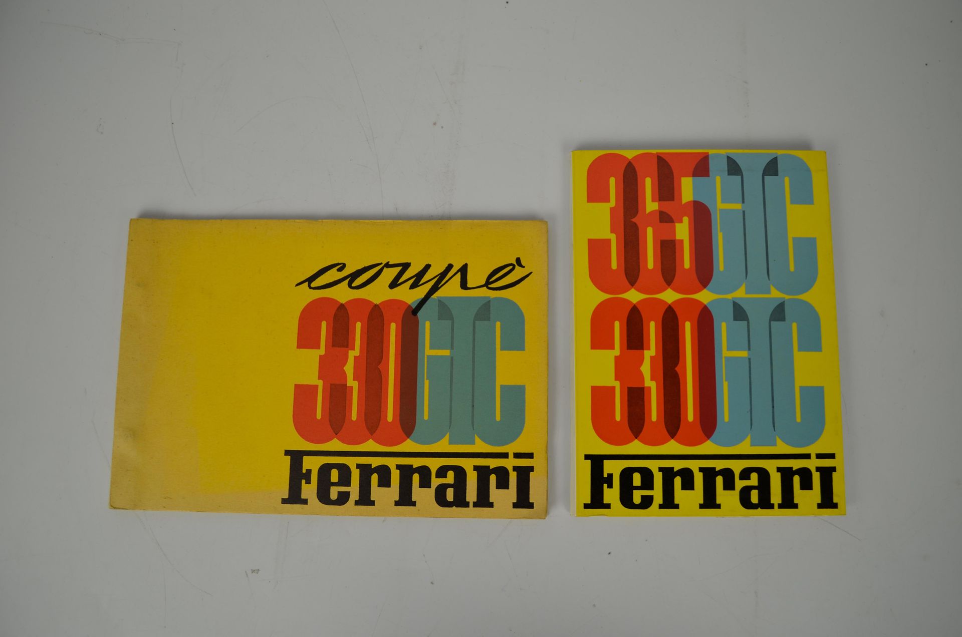 Manuel d'entretien + Catalogue pièces de rechange Ferrari 330/365 GTC Service ma&hellip;