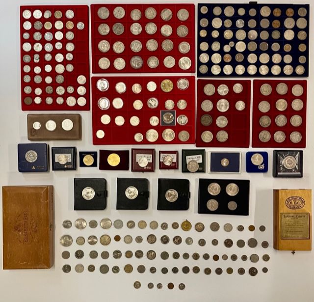 Null Importante raccolta di monete, medaglie e oggetti commemorativi. Argento, n&hellip;