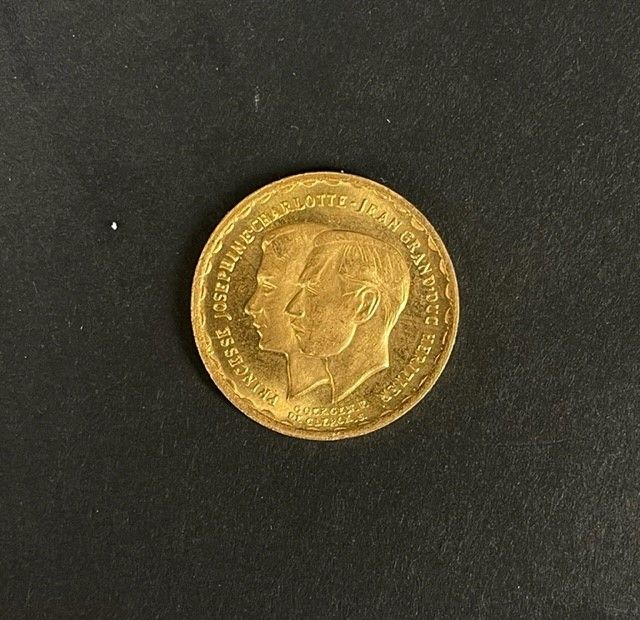 Null 
LUSSEMBURGO (Regno di)

Moneta d'oro da 20 franchi

Moneta commemorativa i&hellip;