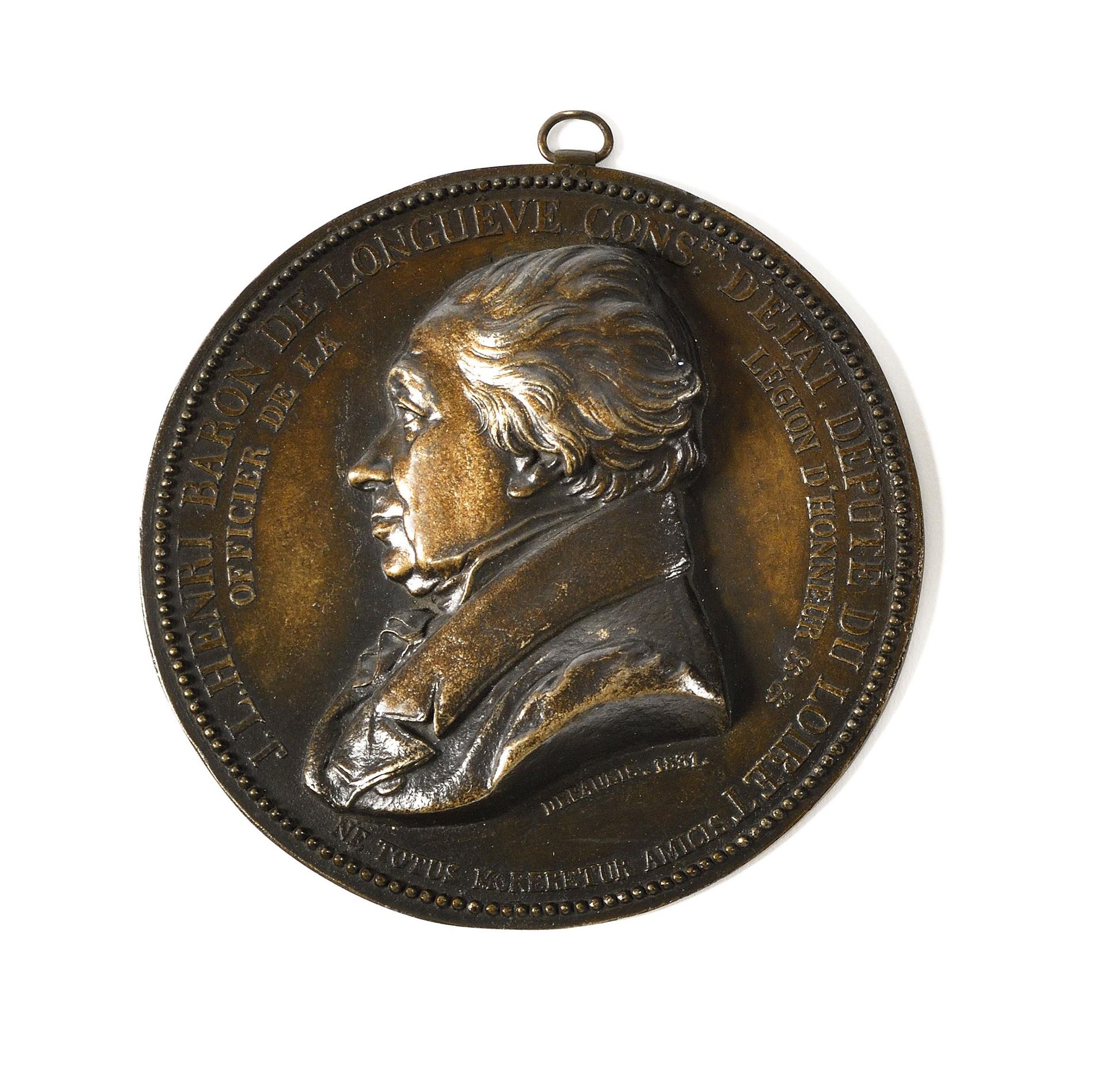 Null 一套四枚奖章：-铜质奖章，印有卢瓦尔州议员德-朗格夫男爵的轮廓。直径：16厘米。 -椭圆奖章，铜制的玛丽安的轮廓。17 x 13厘米。 -9厘米，古色&hellip;